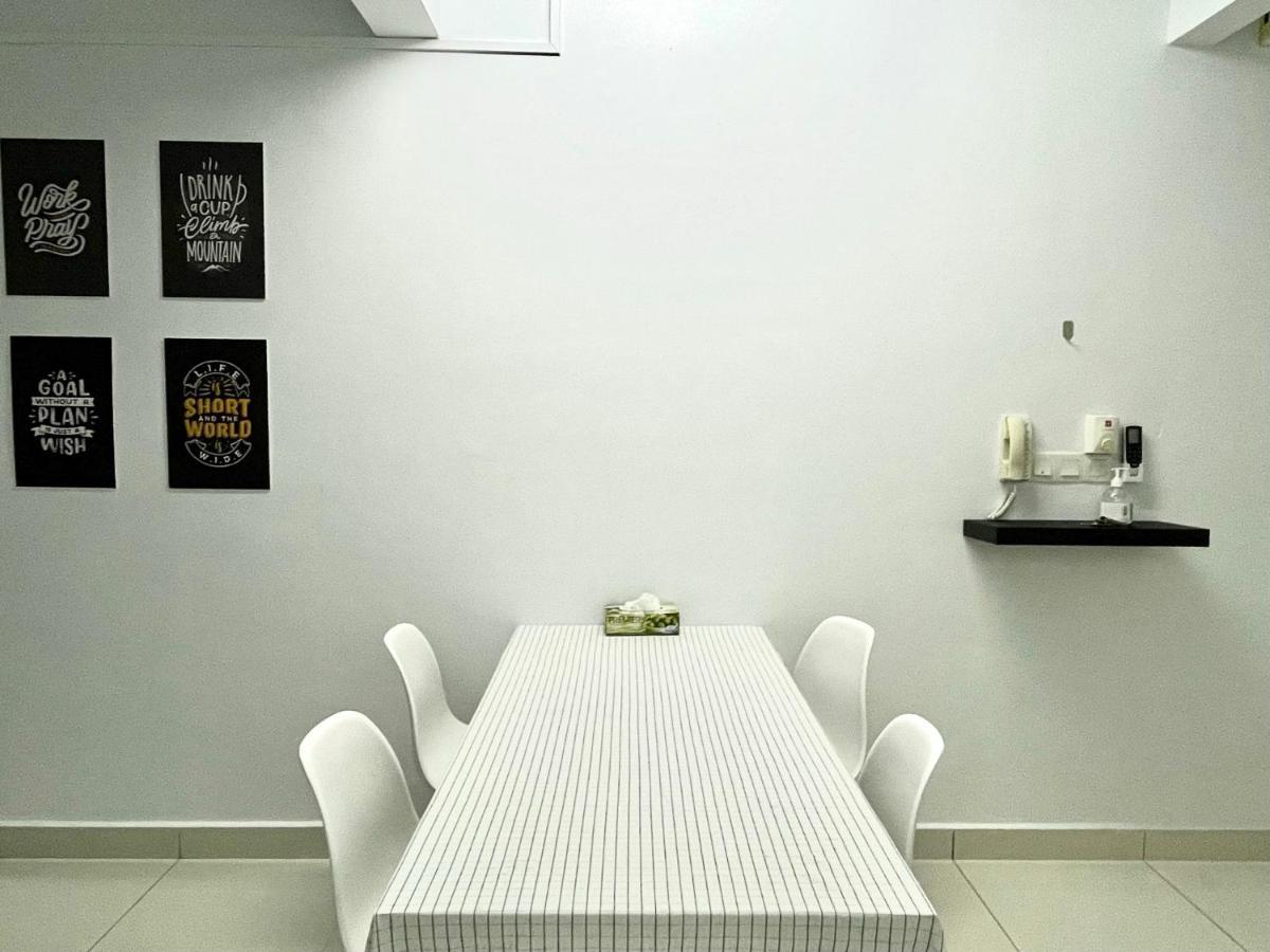 Minimalist Loft IV @Decentrum Apartment Kajang Bagian luar foto